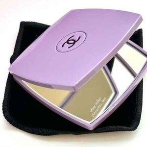 CHANEL [RARE ] LIMITED EDITION  DOUBLE FACETTES MIRRIOR  WITH DUSTBAG!